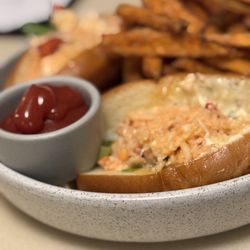 Cloud Nine Lounge - Lobster rolls