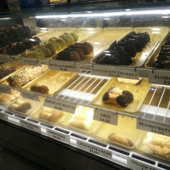 Mike's Pastry - Bakeries Near Me - Cambridge, Massachusetts Mike's Pastry - Bakeries Near Me - Cambridge, Massachusetts