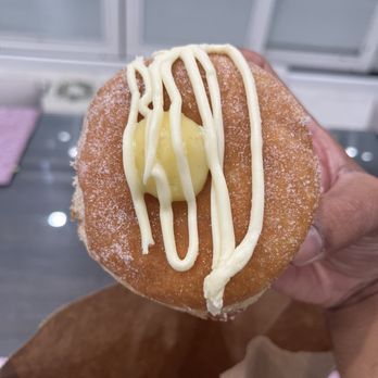 Dario’s Pizza - Lemon doughnut - Pizza Near Me - West Hempstead, New York Dario’s Pizza - Lemon doughnut - Pizza Near Me - West Hempstead, New York