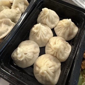 Dumpling Capital - Shanghai Soup Dumpling (6) 灌汤小笼包(Xlb) - Dim Sum Near Me - Santa Clara, California Dumpling Capital - Shanghai Soup Dumpling (6) 灌汤小笼包(Xlb) - Dim Sum Near Me - Santa Clara, California
