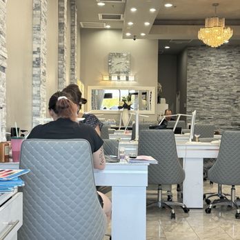 Modern’s Nails And Spa - Nail Salons Near Me - Chandler, Arizona Modern’s Nails And Spa - Nail Salons Near Me - Chandler, Arizona
