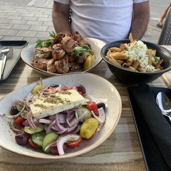 EVOO Greek Kitchen - Greek salade, chicken and fries - Greek Near Me - Ottawa, Ontario EVOO Greek Kitchen - Greek salade, chicken and fries - Greek Near Me - Ottawa, Ontario