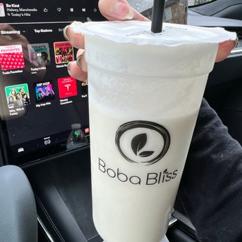 Boba Bliss - Alishan Oolong with cheese cream - Bubble Tea Near Me - Dublin, California Boba Bliss - Alishan Oolong with cheese cream - Bubble Tea Near Me - Dublin, California