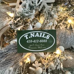 T Nails