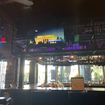 Bobby Q - Biltmore - Bar seating - Barbeque Near Me - Phoenix, Arizona