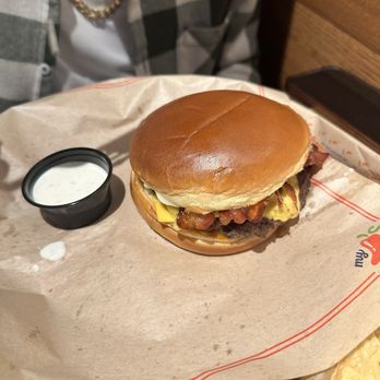 Chili's - Bacon Cheeseburger - American Near Me - San Bernardino, California