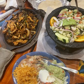 El Toro Loco - Fajitas (amazing) & Shrimp Ceviche (EXTRA Amazing) - Mexican Near Me - Hermitage, Tennessee