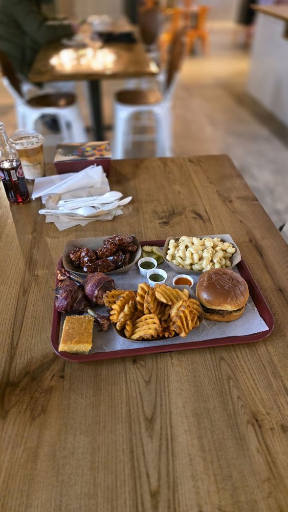 Food from Hal & Al’s BBQ