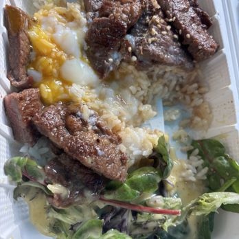 Topped Waikiki - Shared Kalbi with soft boiled egg with my mom came back an hour later for round 2! - Korean Near Me - Honolulu, Hawaii Topped Waikiki - Shared Kalbi with soft boiled egg with my mom came back an hour later for round 2! - Korean Near Me - Honolulu, Hawaii
