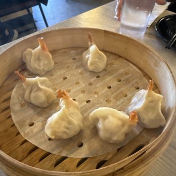 Dough Zone Dumpling House - Cupertino - Pork & Shrimp Potstickers (6) 猪肉三鲜锅贴 - Dim Sum Near Me - Cupertino, California Dough Zone Dumpling House - Cupertino - Pork & Shrimp Potstickers (6) 猪肉三鲜锅贴 - Dim Sum Near Me - Cupertino, California