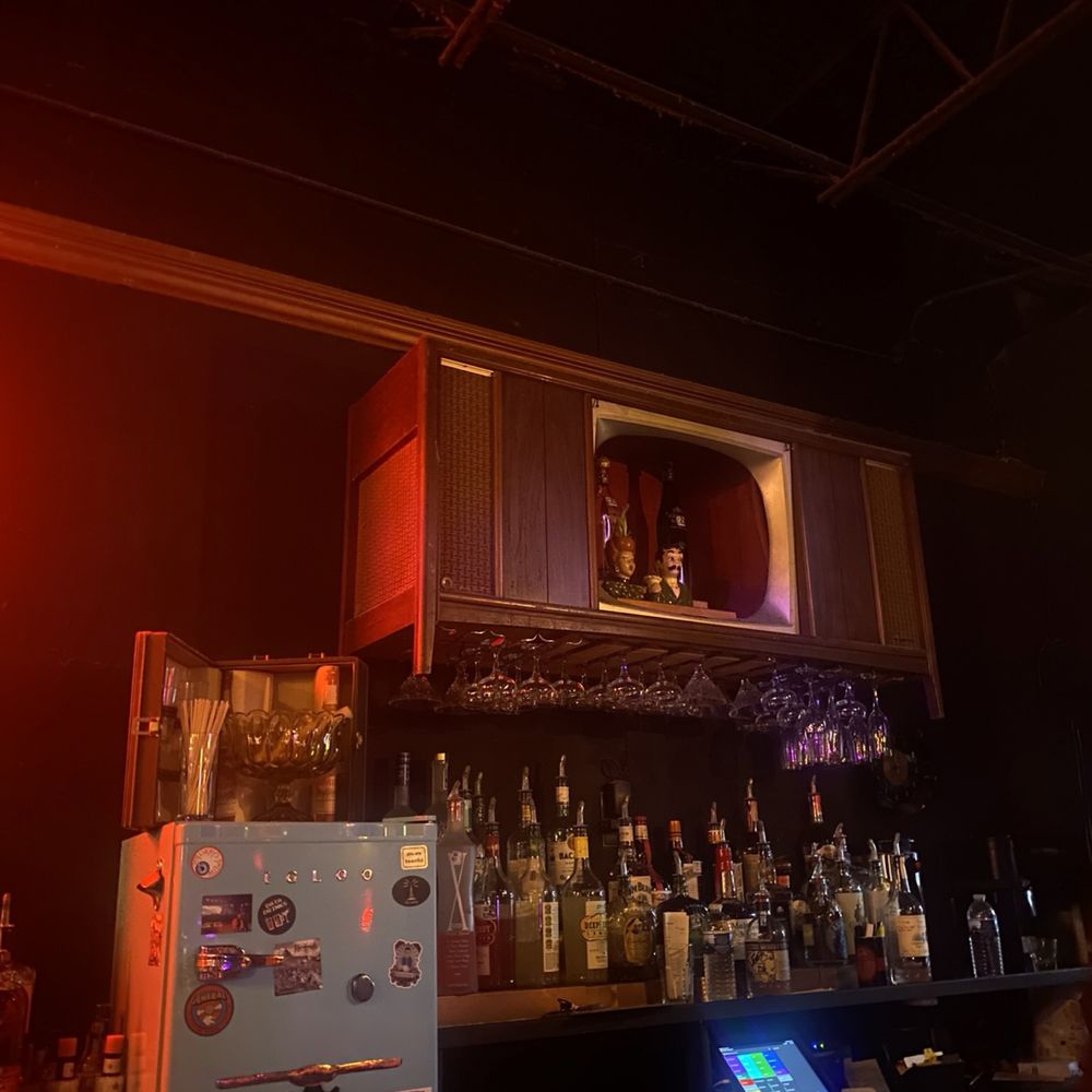 The Bang Bang Bar - Dive Bars Near Me - San Antonio, Texas The Bang Bang Bar - Dive Bars Near Me - San Antonio, Texas