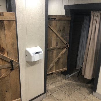 Creekside Campground - Men's bathroom - Campgrounds Near Me - Edinburg, Virginia Creekside Campground - Men's bathroom - Campgrounds Near Me - Edinburg, Virginia