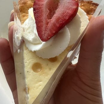 Keto Bakery - Traditional Cheesecake Slice - Desserts Near Me - Orange, California