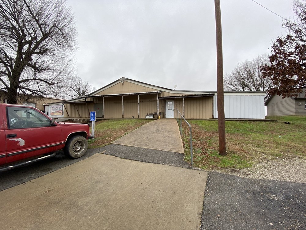 BARGAIN SHACK Updated October 2024 34504 Old Wister Hwy, Poteau