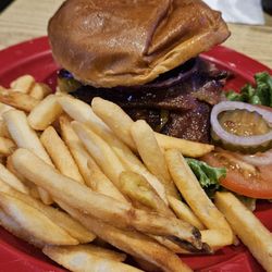The River Grill - Bbq western cheeseburger