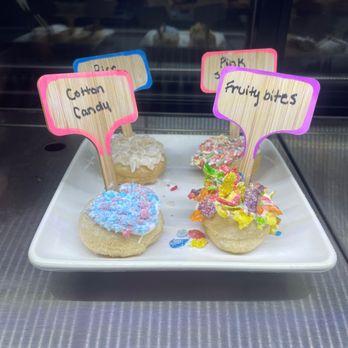 Charlie's Mini Donuts & Coffee - Donuts Near Me - Lakeland, Florida Charlie's Mini Donuts & Coffee - Donuts Near Me - Lakeland, Florida