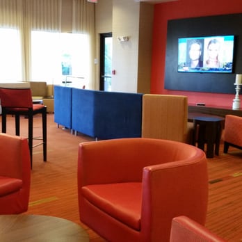 Courtyard by Marriott Paramus - Hotels Near Me - Paramus, New Jersey