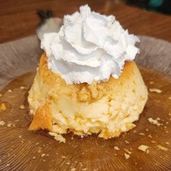 Pete's Cafe - Flan