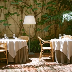 Roig Robí - La luz del jardín, un privilegio en Via Augusta/Diagonal