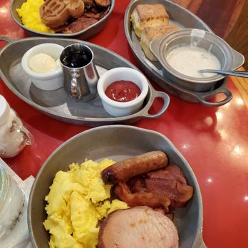 Whispering Canyon Cafe - Barbeque Near Me - Lake Buena Vista, Florida