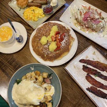 First Watch - Lemon Riccota Pancajes, Million Dollar Bacon, Cheese Grits, the Traditional, Steak and Eggs Hash - Breakfast & Brunch Near Me - Chamblee, Georgia