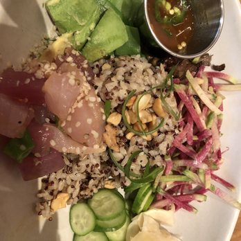 True Food Kitchen - Albacore Poke - New American Near Me - Austin, Texas