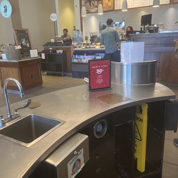 Peet's Coffee - 2/7/23 FYI - Coffee & Tea Near Me - Emeryville, California Peet's Coffee - 2/7/23 FYI - Coffee & Tea Near Me - Emeryville, California
