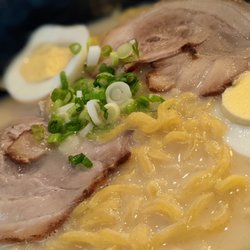 A-Tan Asian Bistro & Sushi Bar - Ramen w/ pork