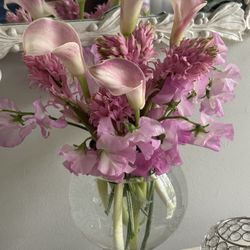 Madison Flower Shop & Garden Center - Arrangement 2/3