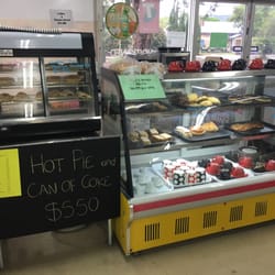 Friendly Grocer - Romeo IGA - Bakery counter