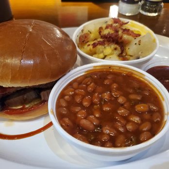 Vincennes Pub 'N' Grub - Brisket sandwich with smoked beans and bacon cheesy potatoes - Barbeque Near Me - Vincennes, Indiana Vincennes Pub 'N' Grub - Brisket sandwich with smoked beans and bacon cheesy potatoes - Barbeque Near Me - Vincennes, Indiana