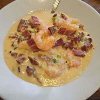 Wishbone - Shrimp and grits - Breakfast & Brunch Near Me - Chicago, Illinois Wishbone - Shrimp and grits - Breakfast & Brunch Near Me - Chicago, Illinois