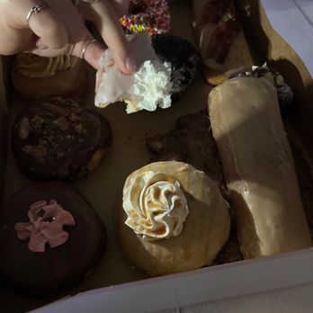 Mojo’s Donuts & Coffee - Best doughnuts and shakes in Boise! - Donuts Near Me - Boise, Idaho