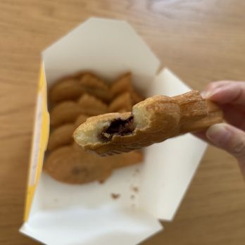 Somisomi - Nutella Taiyaki - Ice Cream & Frozen Yogurt Near Me - Elk Grove, California