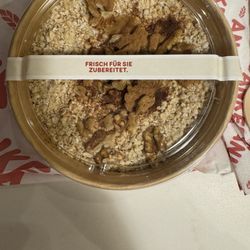 Anker - Vegan Cinnamon Walnut porridge