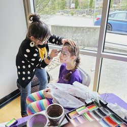 Gabby Smiley Face Painting - Face painting fun!