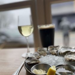 Saltwater Fish House & Oyster Bar