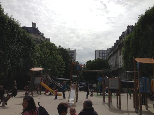 Square Maurice Gardette by null