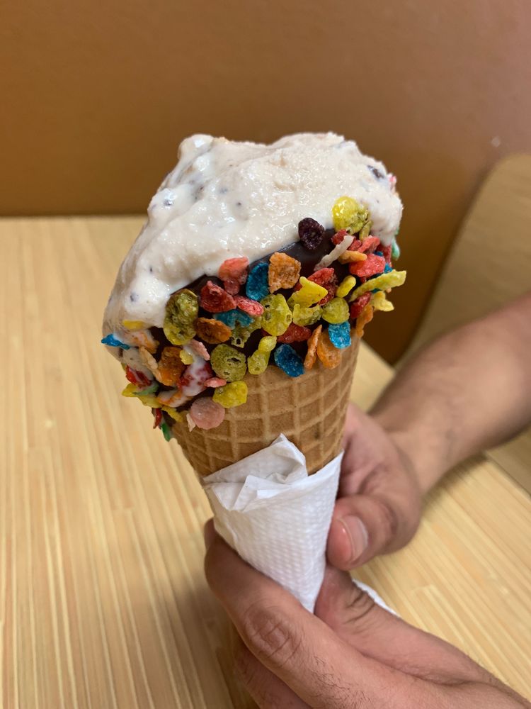 SCHOOLHOUSE CREAMERY Updated October 2024 84 Photos & 55 Reviews