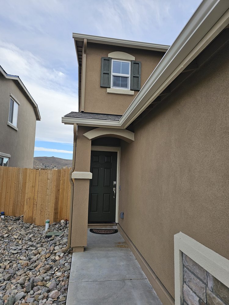 Slide of Bo's Gutter Pros