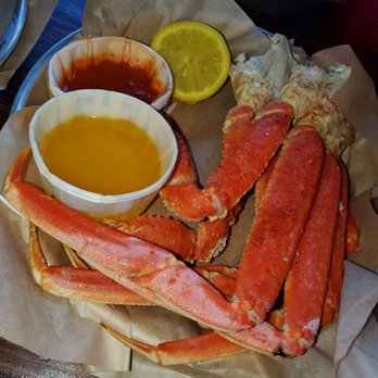 Fuller's Raw Bar - 1 pound snow crab - Seafood Near Me - Hampton, Virginia Fuller's Raw Bar - 1 pound snow crab - Seafood Near Me - Hampton, Virginia