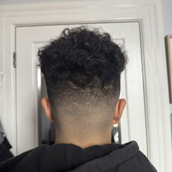 The Castro Barber Lounge - Look how horrible he left the back of my head just terrible. - Barbers Near Me - San Francisco, California The Castro Barber Lounge - Look how horrible he left the back of my head just terrible. - Barbers Near Me - San Francisco, California