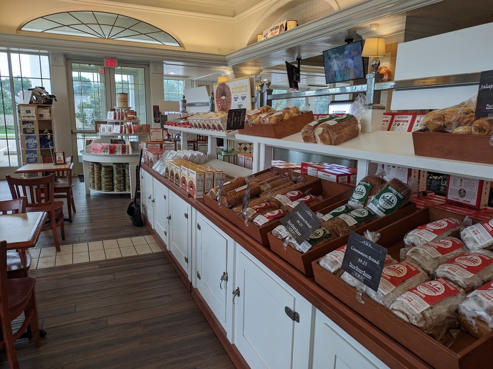 Bakeries at Collin Street Bakery in Lindale
