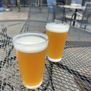 River Trail Brewing - River Trail Hazy IPA - Brewpubs Near Me - Marietta, Pennsylvania