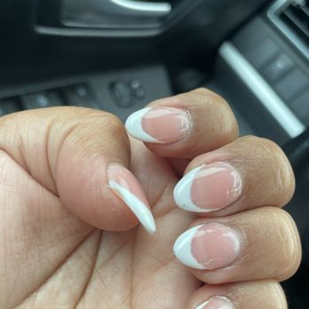 Tips & Toes 2 - Uneven and air bubbles - Nail Salons Near Me - National City, California Tips & Toes 2 - Uneven and air bubbles - Nail Salons Near Me - National City, California
