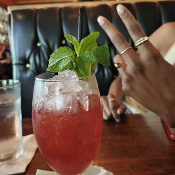 Local 22 Kitchen & Bar - New American Near Me - Durham, North Carolina