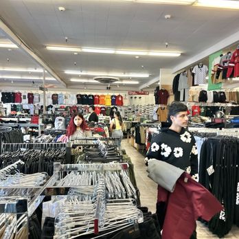 San Jose Blue Jeans - Men's Clothing Near Me - San Jose, California San Jose Blue Jeans - Men's Clothing Near Me - San Jose, California