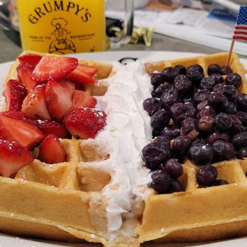 Grumpy's Restaurant - UsA wafle - Breakfast & Brunch Near Me - Middleburg, Florida