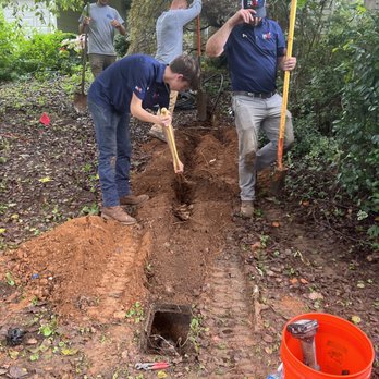 Rapid Response Plumbing - Water line repair in a customer's front yard. - Plumbing Near Me Rapid Response Plumbing - Water line repair in a customer's front yard. - Plumbing Near Me