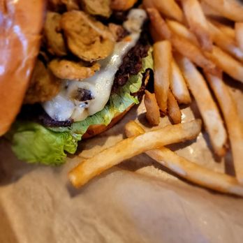BJ's Restaurant & Brewhouse - Crispy jalapeño burger - Breweries Near Me - Bowie, Maryland BJ's Restaurant & Brewhouse - Crispy jalapeño burger - Breweries Near Me - Bowie, Maryland